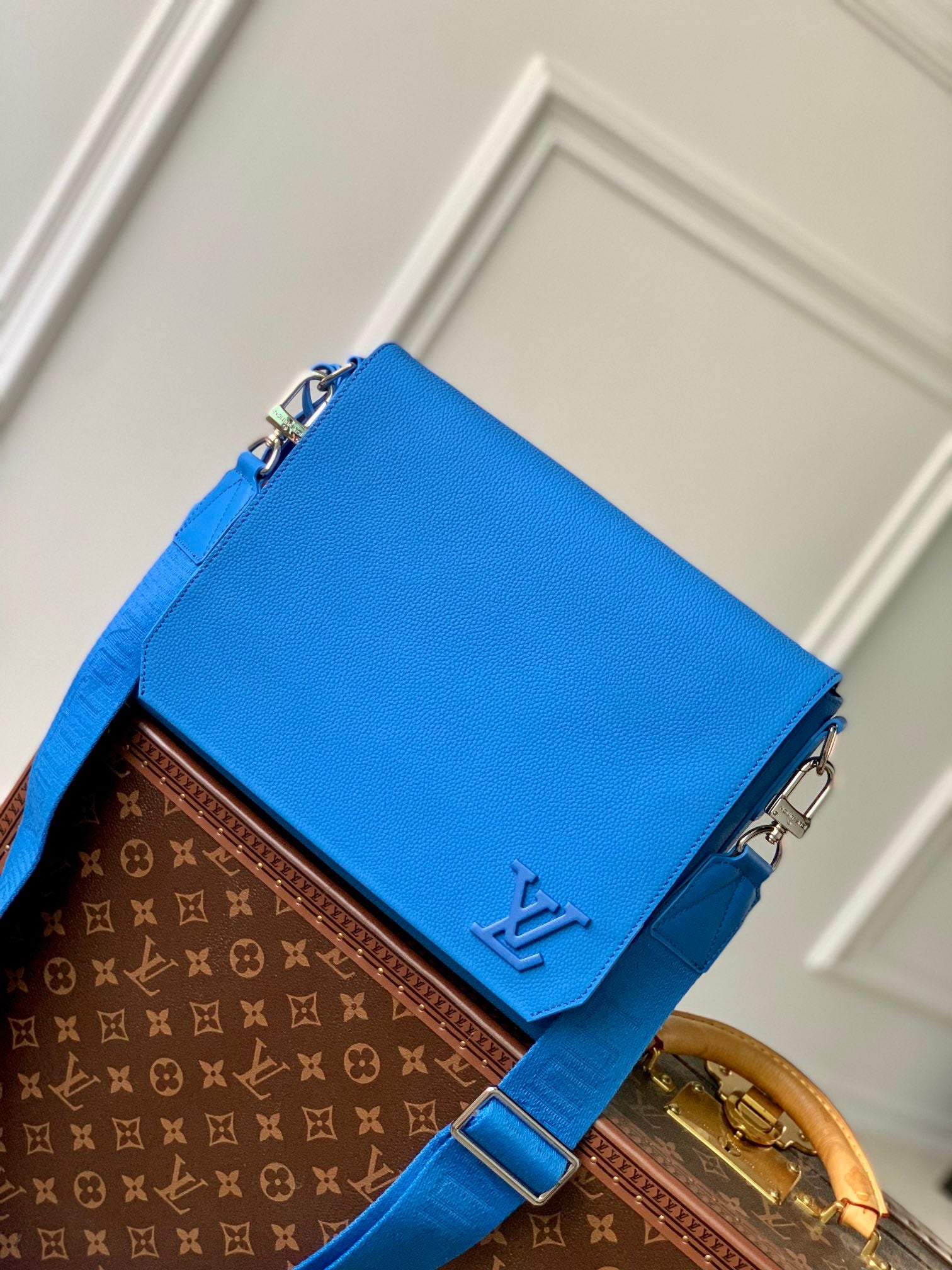 Cartera Fastline con bandolera Louis Vuitton – KJ VIPS