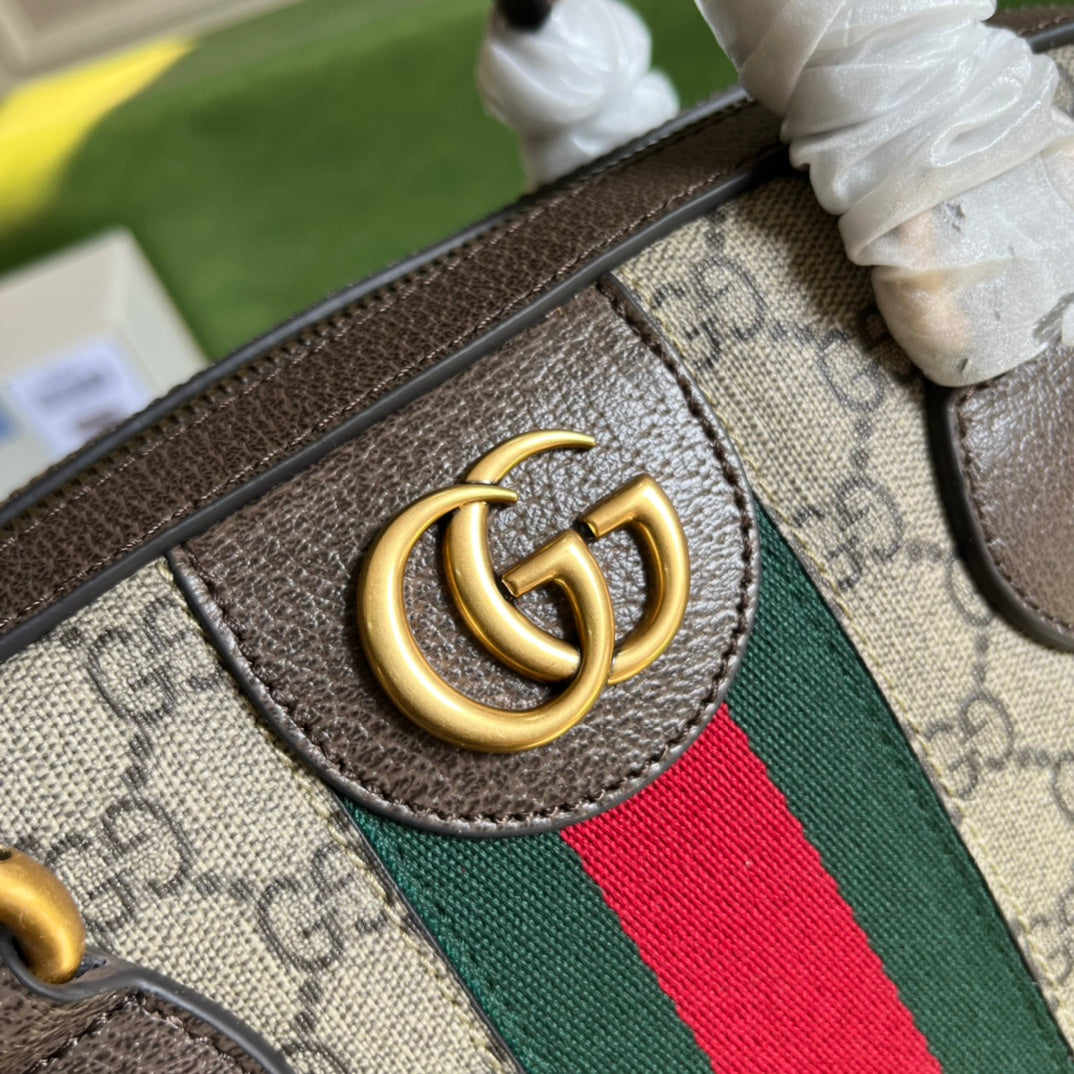 Gucci small Savoy bag