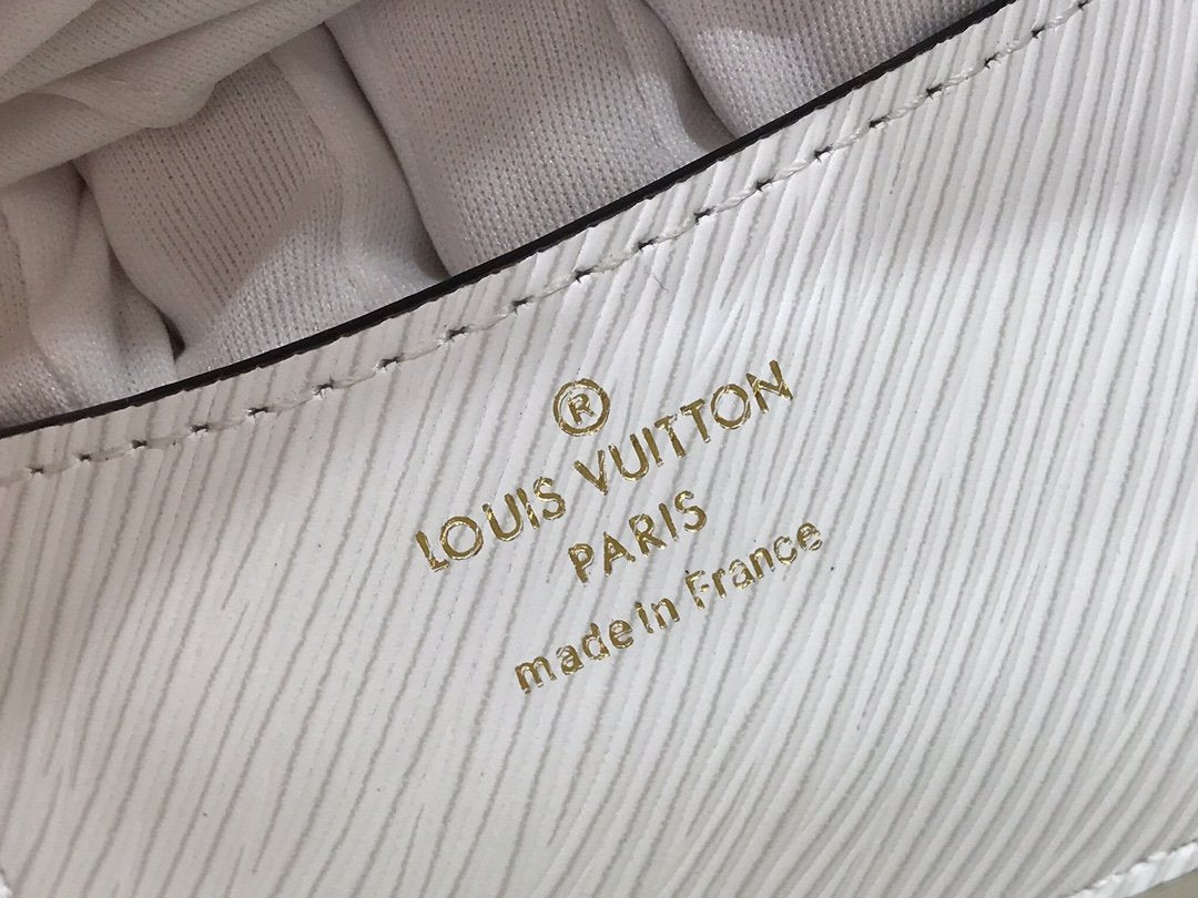 GAME ON TWIST PM Louis Vuitton BAG
