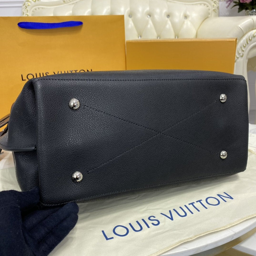 CARMEL Louis Vuitton laukku