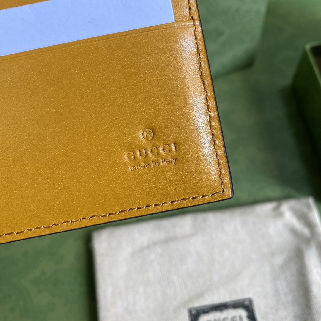 GUCCI kohokuvioitu GG-kuvioinen lompakko