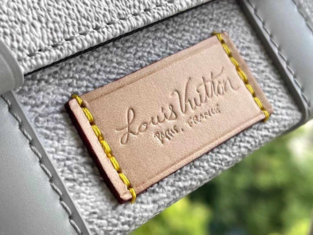 Louis Vuitton TRUNK SLINGBAG TASCHE