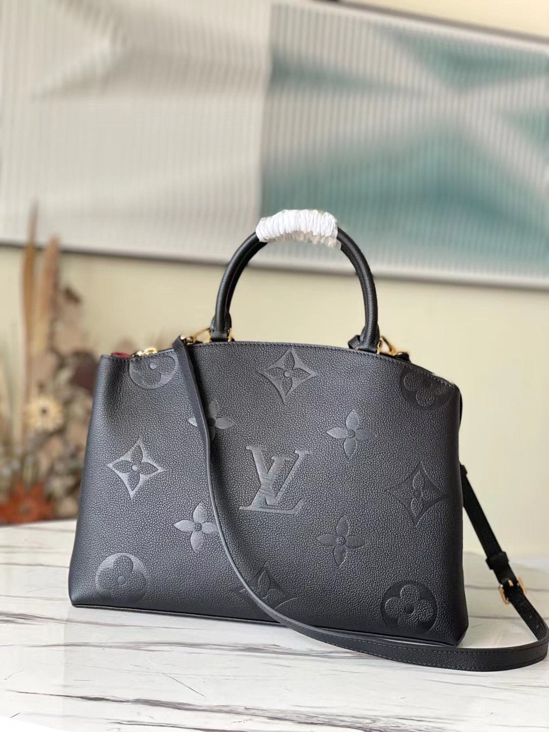 GRAND PALAIS Louis Vuitton BAG