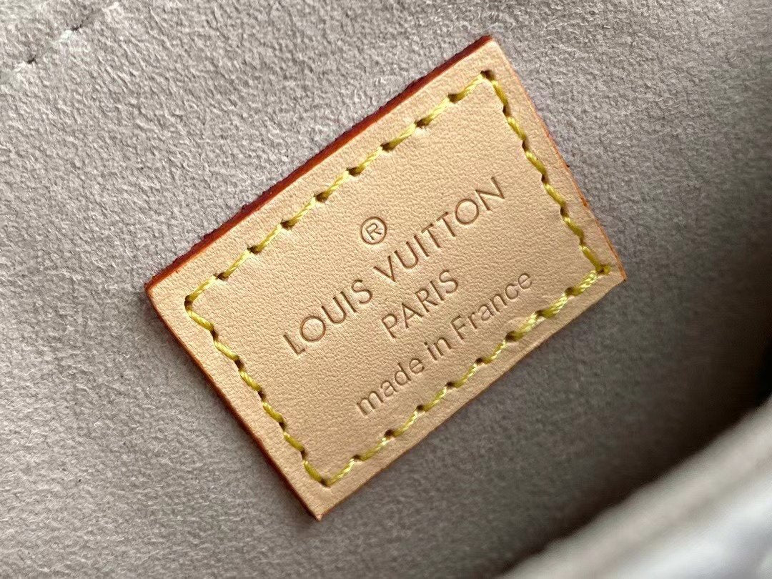 KLEINER RUCKSACK Louis Vuitton