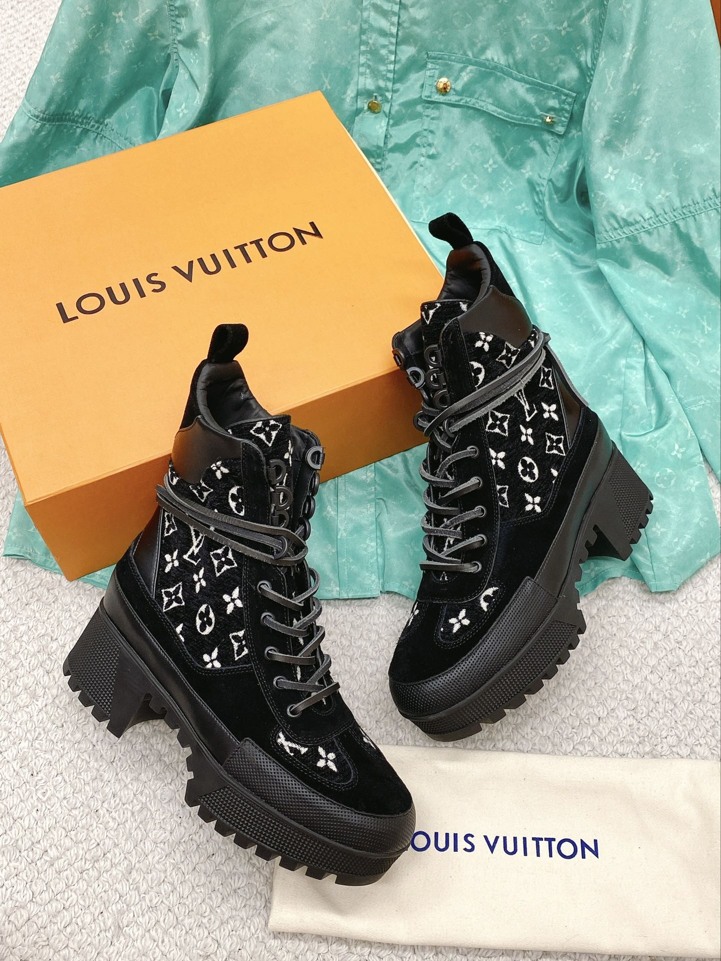 Shop Louis Vuitton Louis Vuitton Laureate Platform Desert Boots by