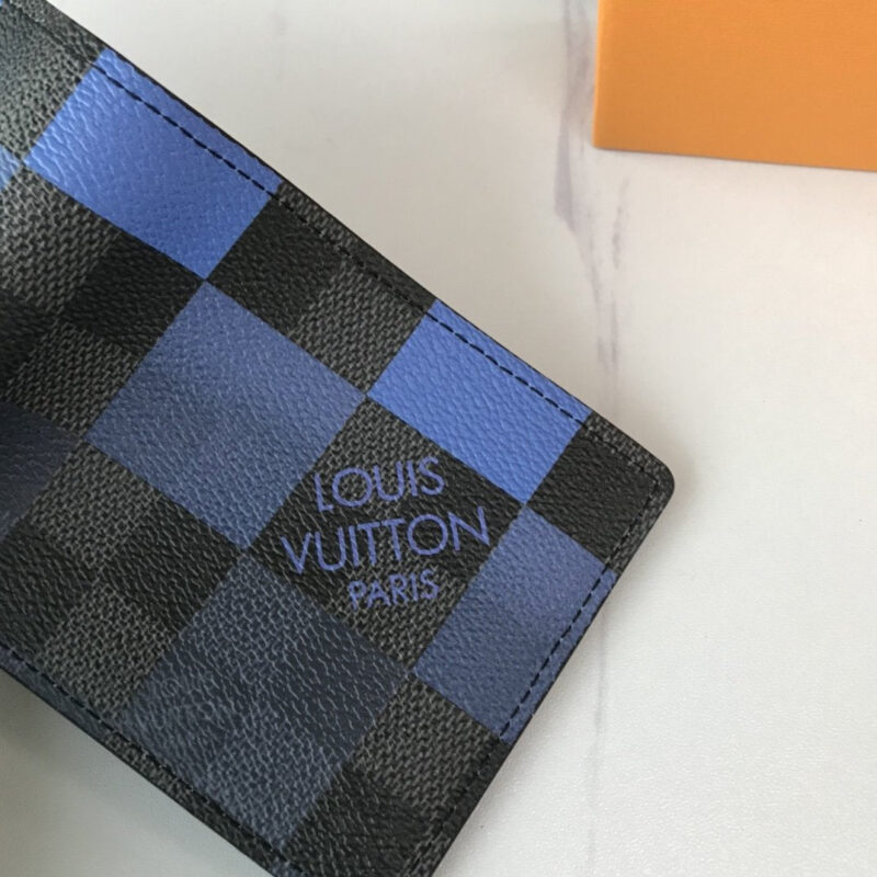 BILLETERA MULTIPLE Louis Vuitton - Image 6