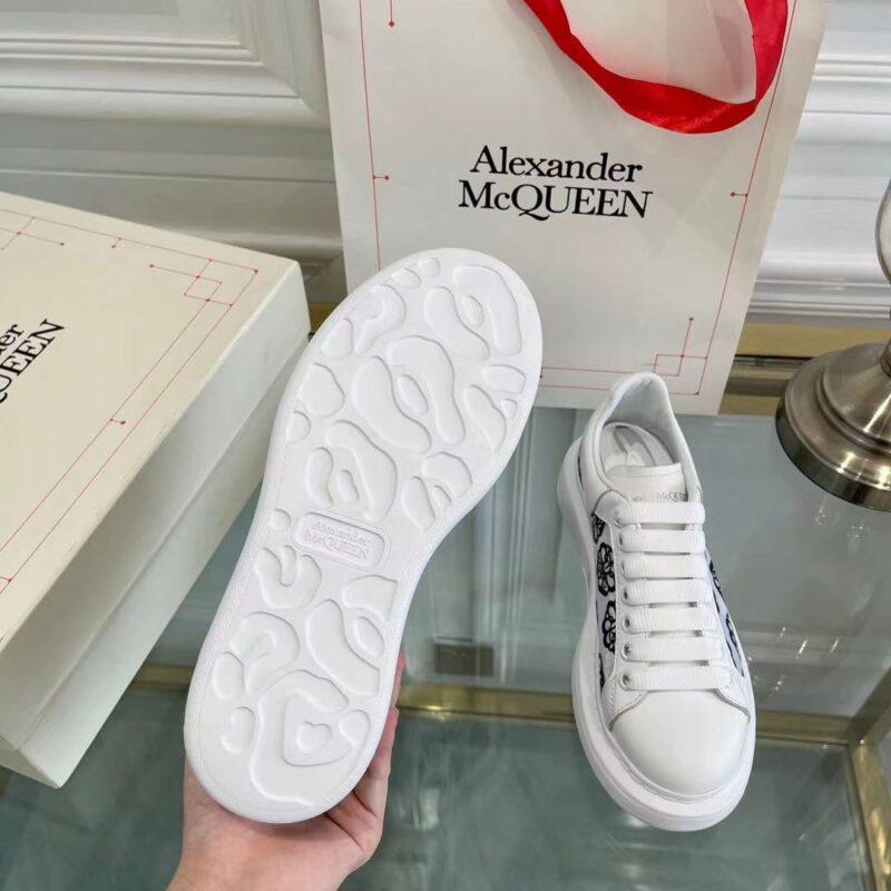 Zapatillas Oversized Alexander McQueen - Imagen 9