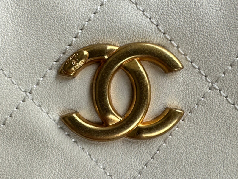 Bolso bombonera Chanel - Imagen 9