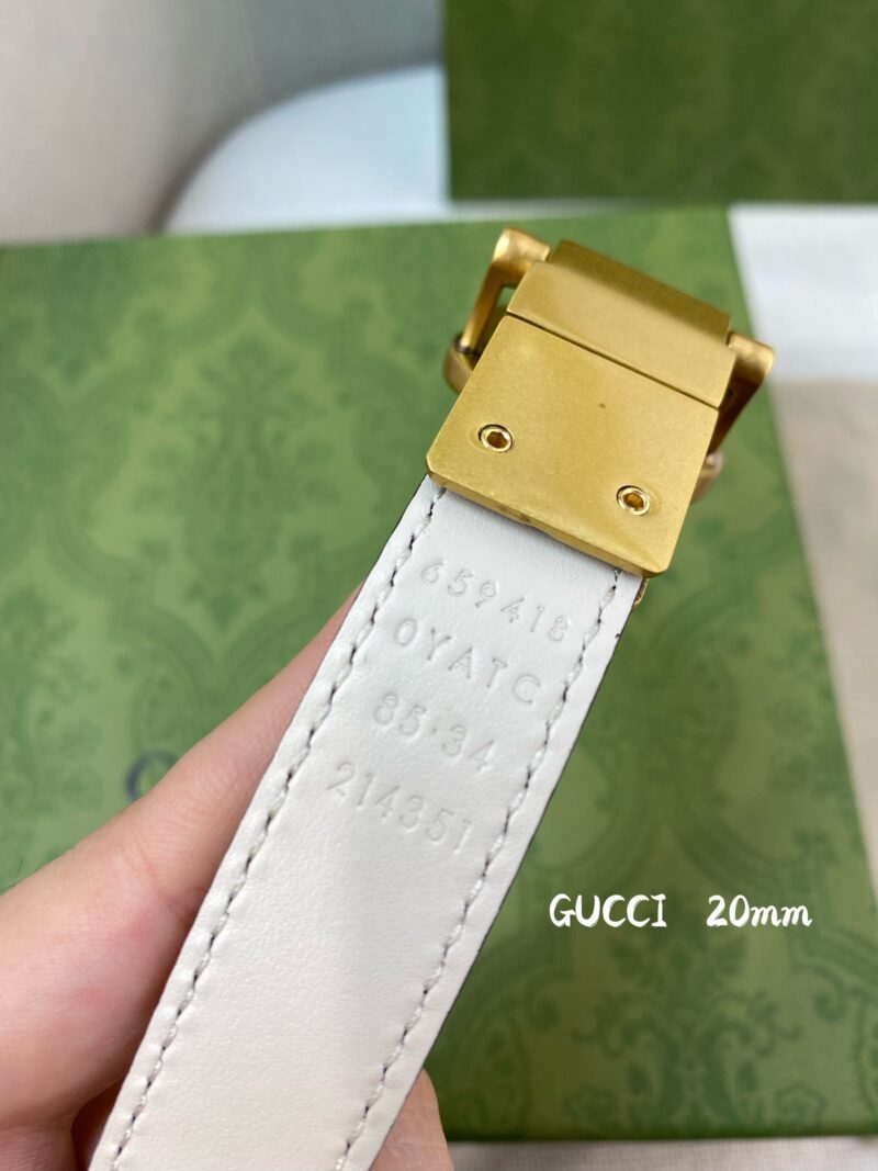 Cinturón GG Marmont estrecho reversible GUCCI - Imagen 3