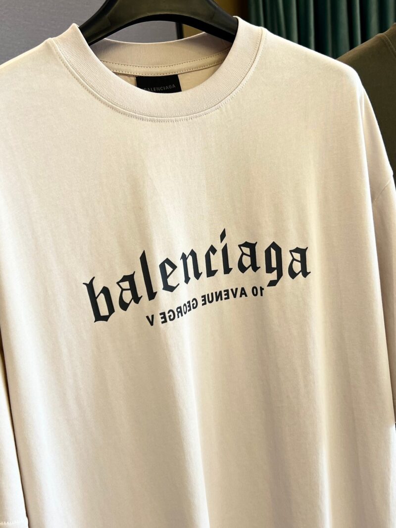 Camiseta con logo estampado BALENCIAGA - Image 6