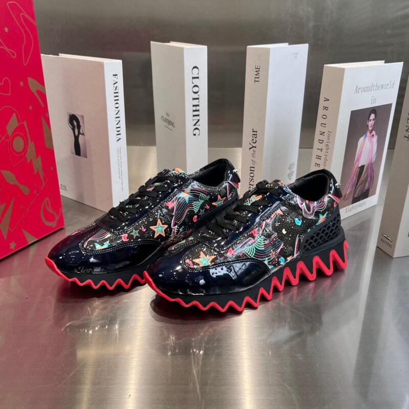 Loubishark CHRISTIAN LOUBOUTIN