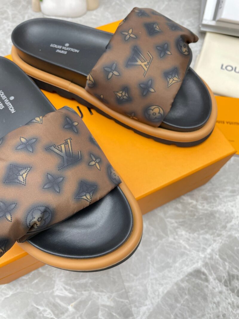 Sandalia Pillow Comfort Louis Vuitton - Imagen 7