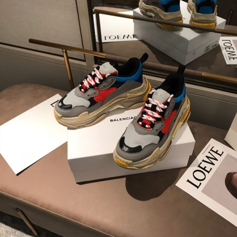 Zapatilla Triple S BALENCIAGA - Imagen 7