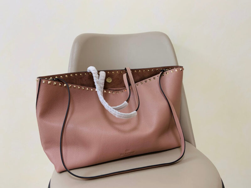 BOLSO SHOPPER ROCKSTUD VALENTINO - Imagen 5