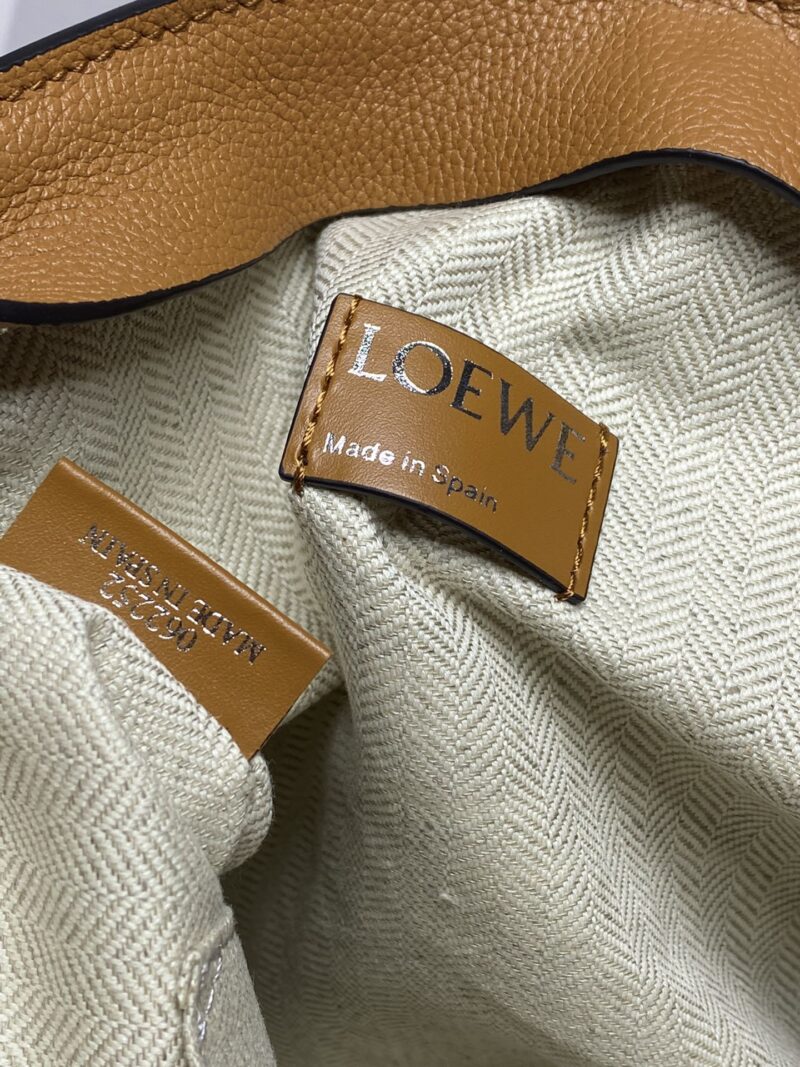 Bolso T Pouch LOEWE - Imagen 8