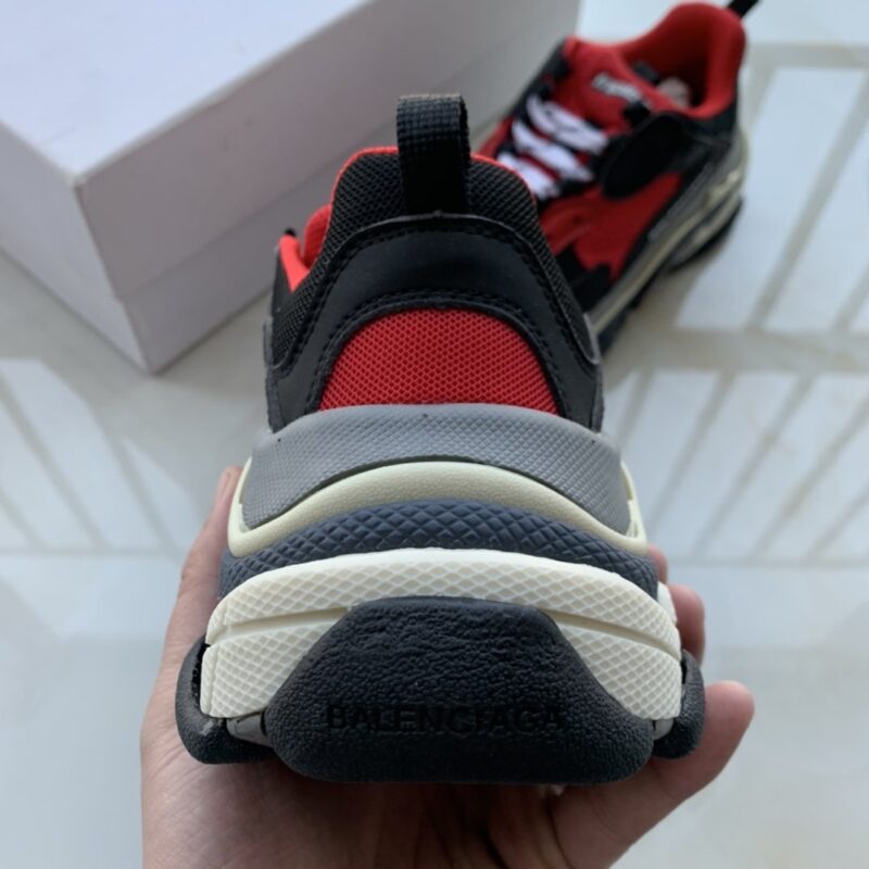 Zapatillas Triple S BALENCIAGA - Image 4