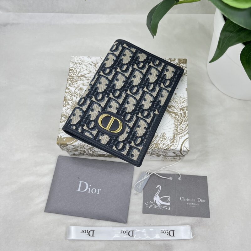 Portapasaporte 30 Montaigne Dior