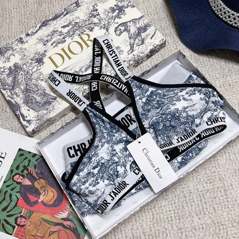 Conjunto monograma DIOR - Image 8