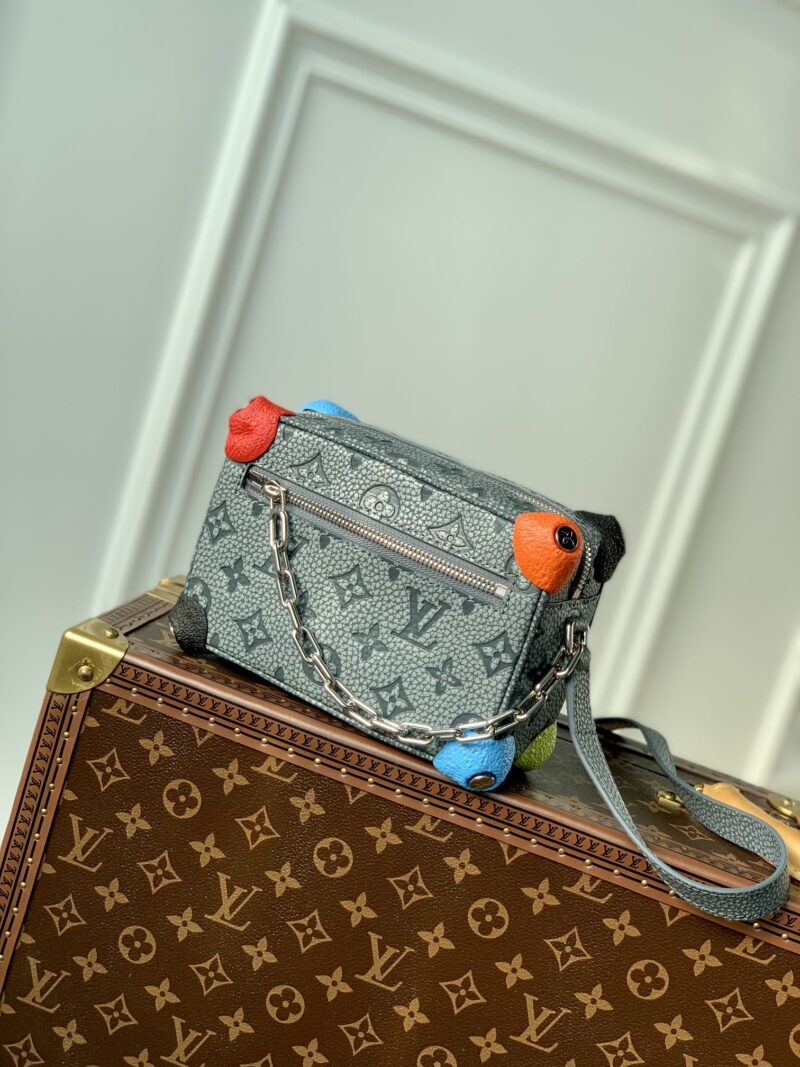 Bolso Mini Soft Trunk Louis Vuitton - Imagen 2