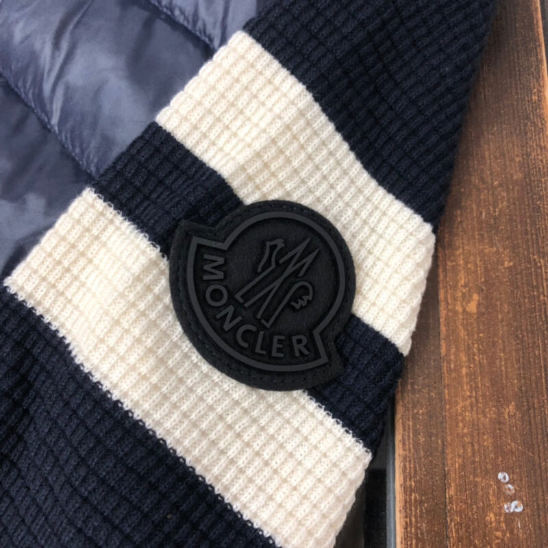 Cárdigan Acolchado con Mangas Moncler - Imagen 4