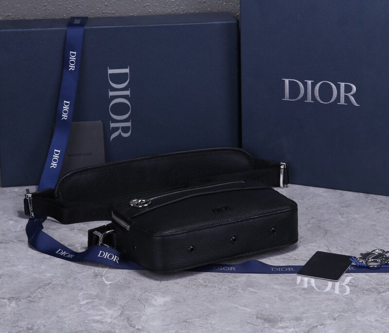 BOLSO MESSENGER SAFARI DIOR - KJ PLUS