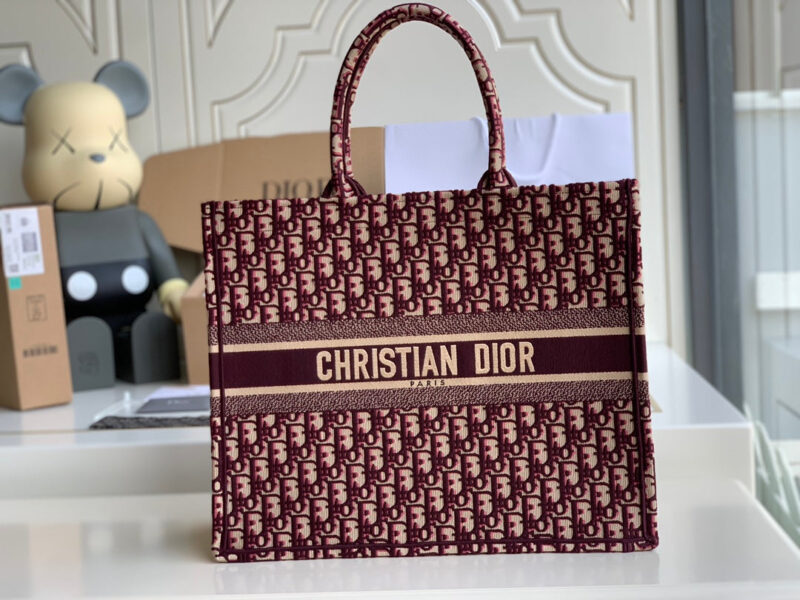 BOOK TOTE DIOR