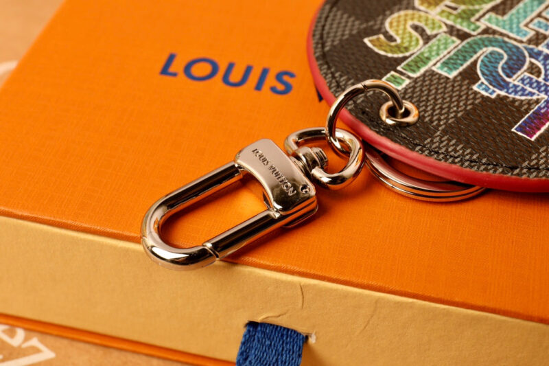 Colgante y llavero Illustre Louis Vuitton - Imagen 3