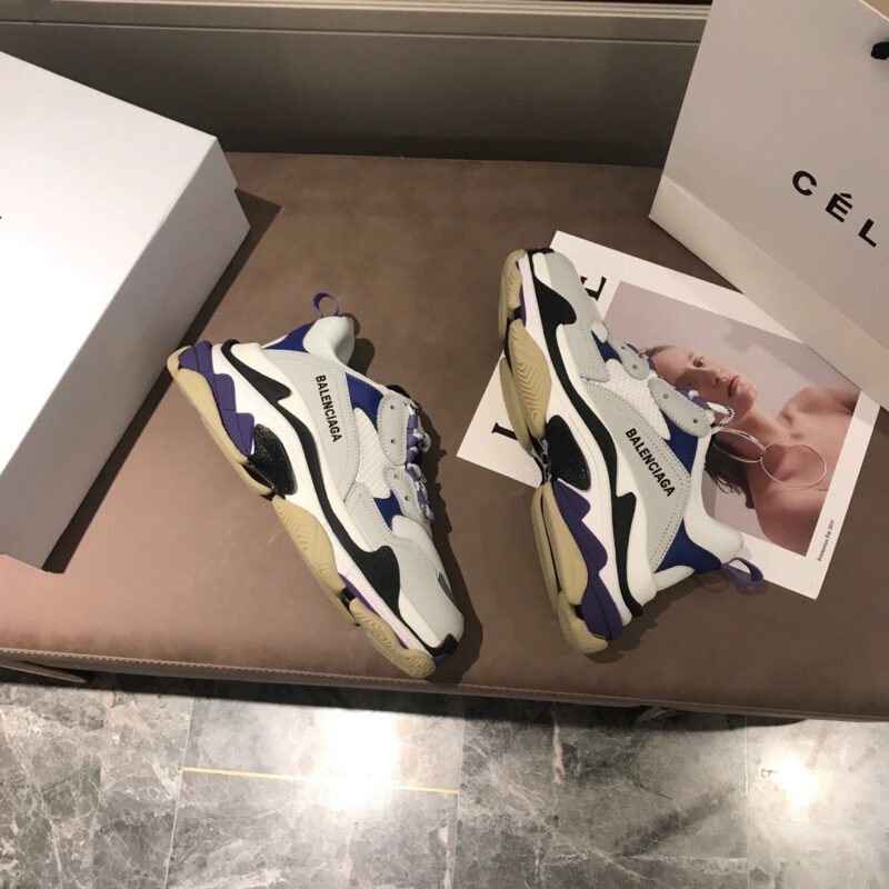 Zapatilla Triple S BALENCIAGA - Imagen 2