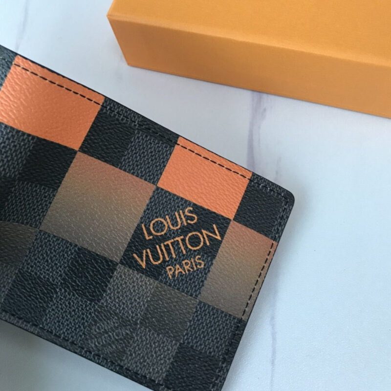 BILLETERA MULTIPLE Louis Vuitton - Image 4