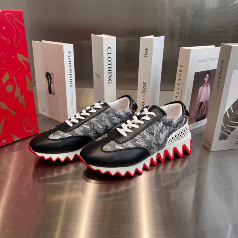 Loubishark CHRISTIAN LOUBOUTIN