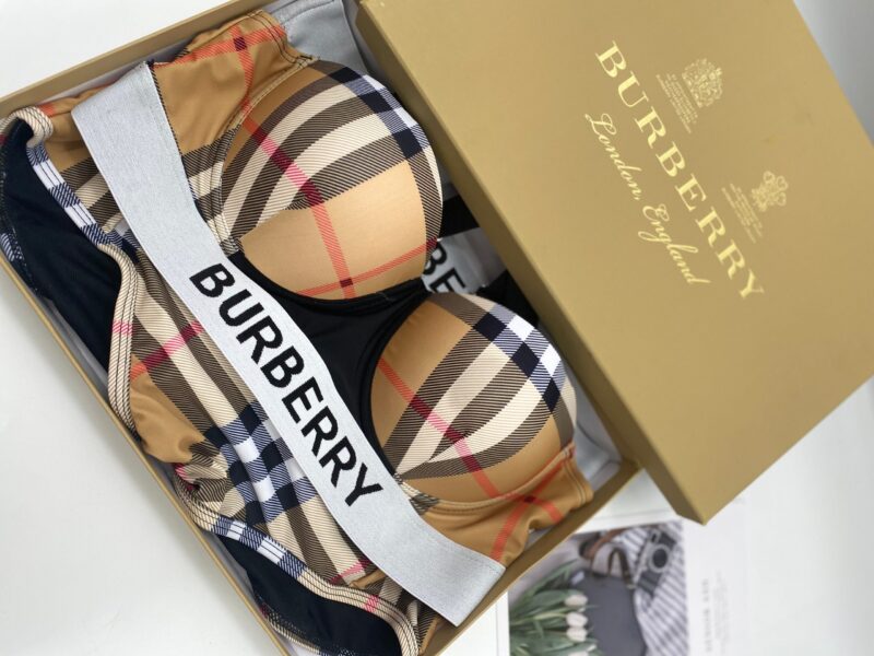 Bikini BURBERRY - Imagen 4