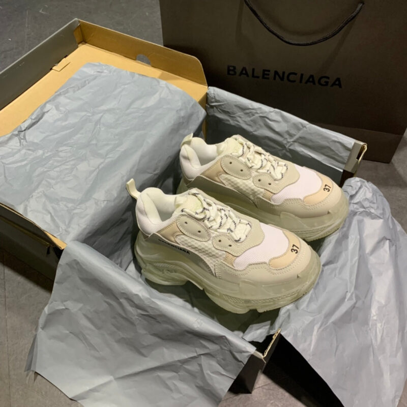 Zapatilla Triple S BALENCIAGA