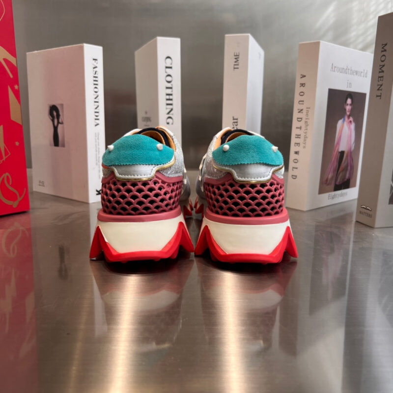 Loubishark CHRISTIAN LOUBOUTIN - Imagen 5