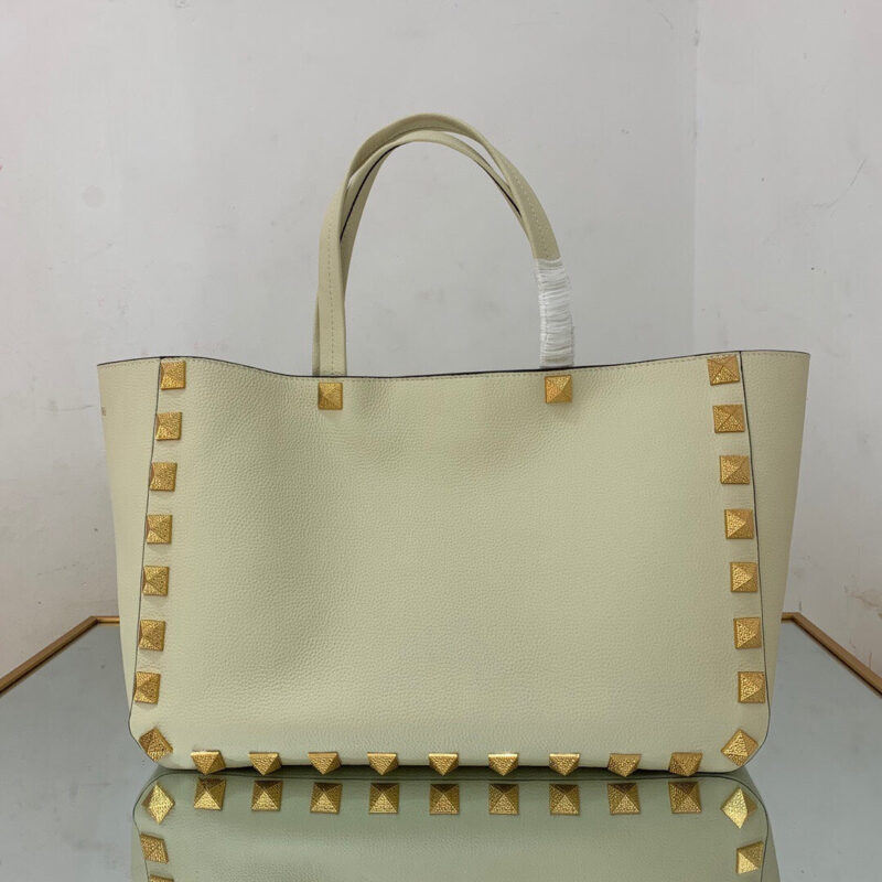 BOLSO SHOPPER ROCKSTUD VALENTINO - Imagen 2