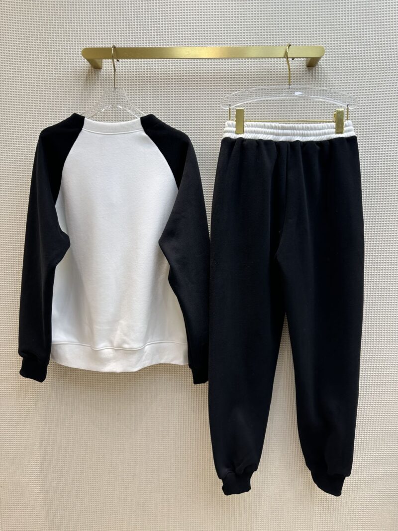 Conjunto deportivo YSL - Image 5