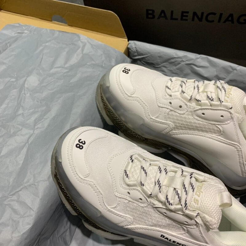 Zapatilla Triple S BALENCIAGA - Imagen 8