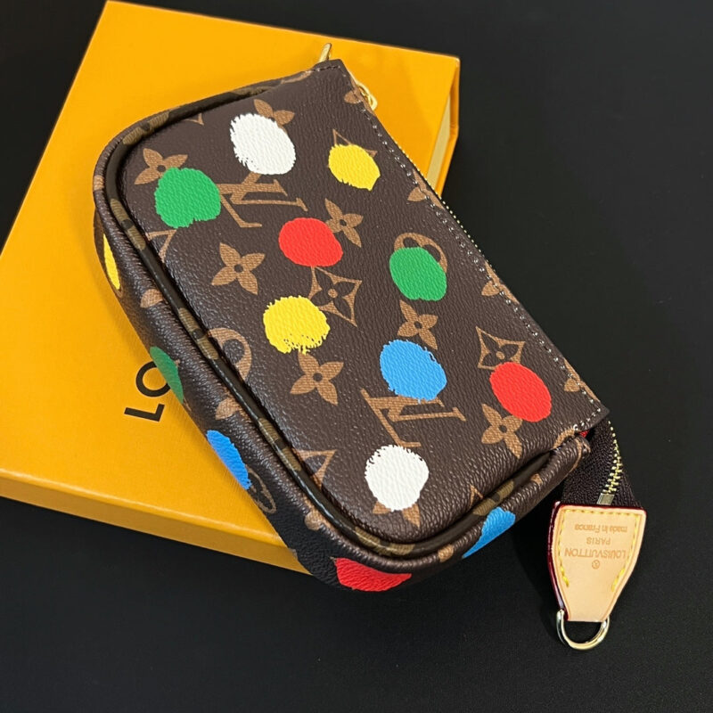 Cartera de mano Mini Pochette Accessoires Louis Vuitton - Imagen 2