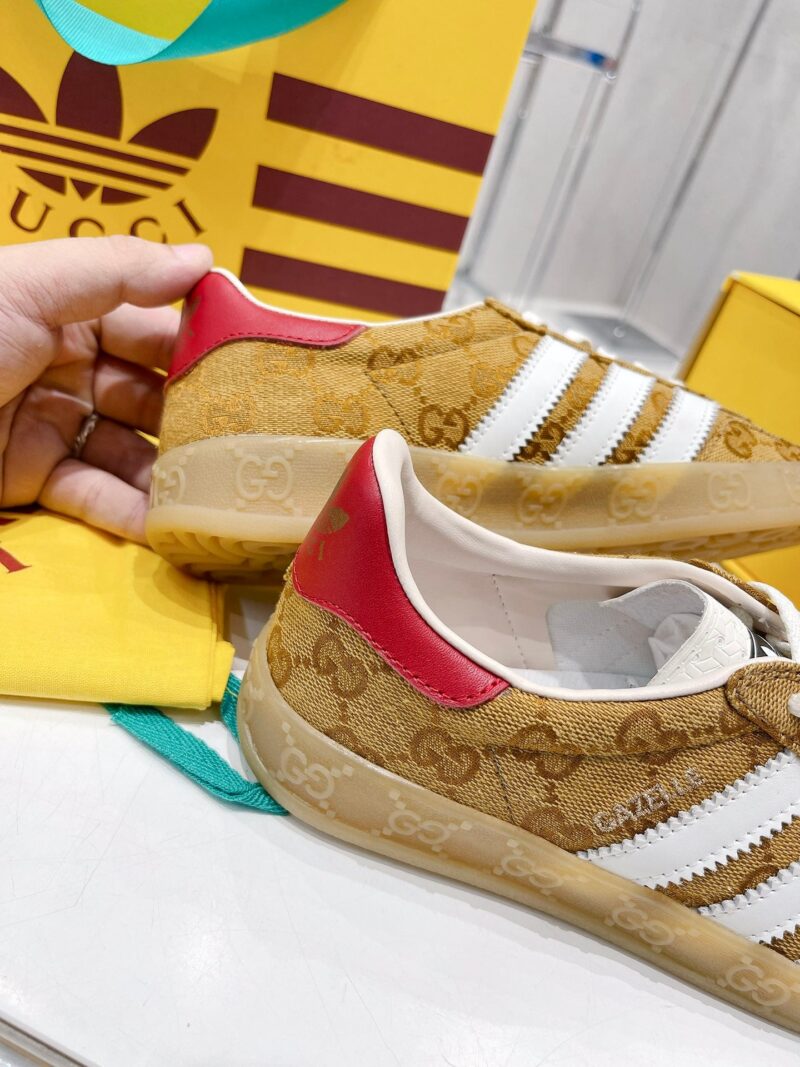 Zapatilla Gazelle adidas x Gucci - Imagen 8