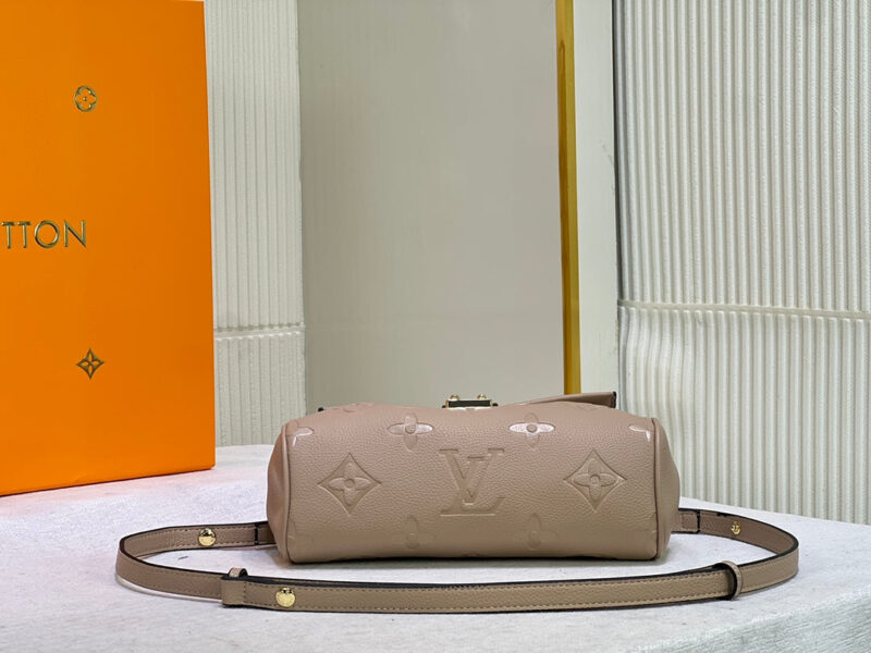 Bolso Favorite Louis Vuitton - Image 6