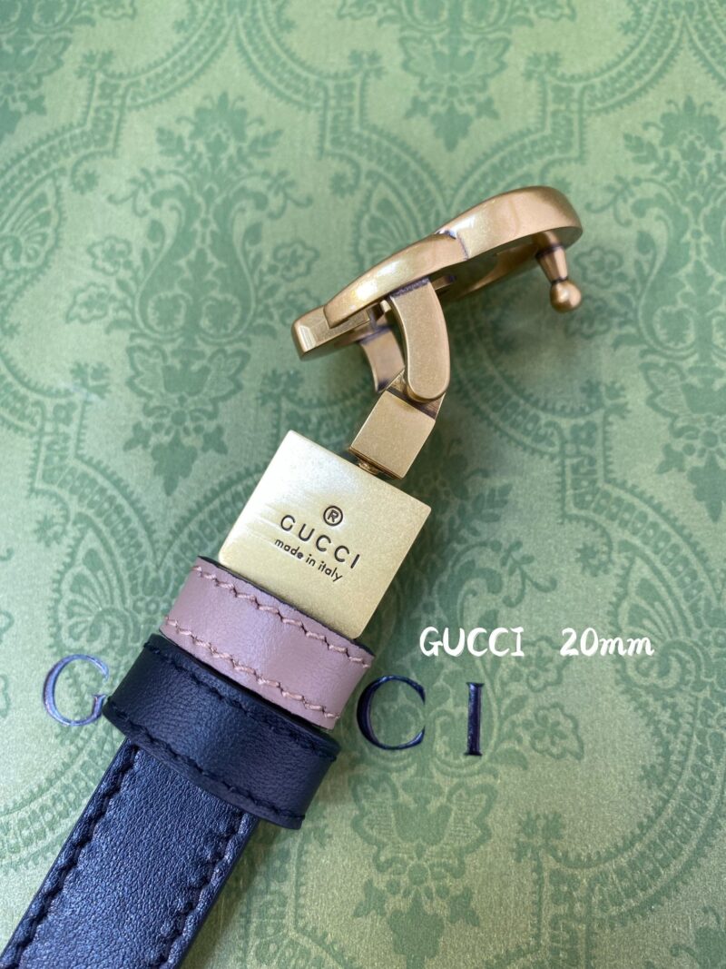 Cinturón GG Marmont estrecho reversible GUCCI - Imagen 6