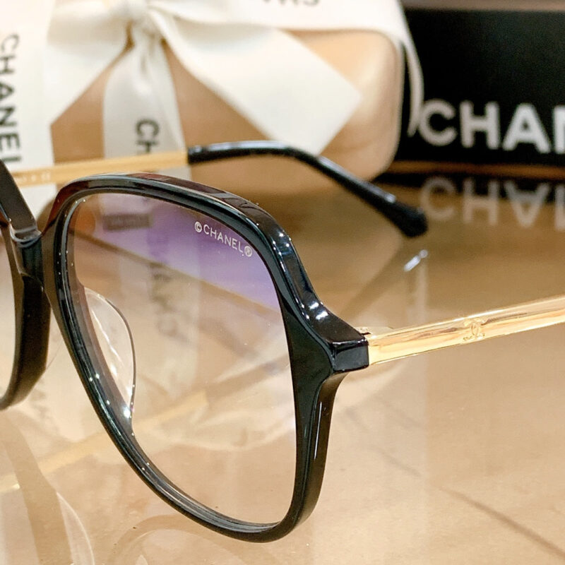 Gafas cuadradas CHANEL - Imagen 6