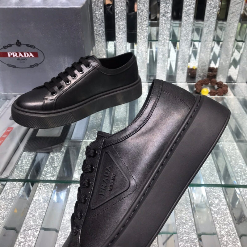 Zapatillas de piel suave PRADA - Imagen 5