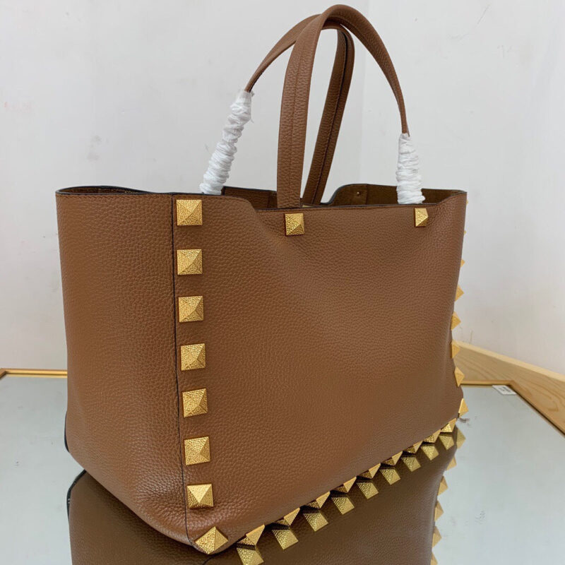 BOLSO SHOPPER ROCKSTUD VALENTINO - Imagen 6