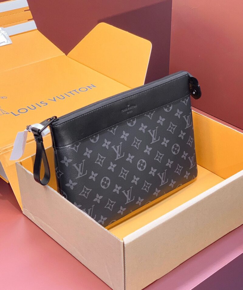 Cartera de mano Pochette Voyage Souple Louis Vuitton - Imagen 5