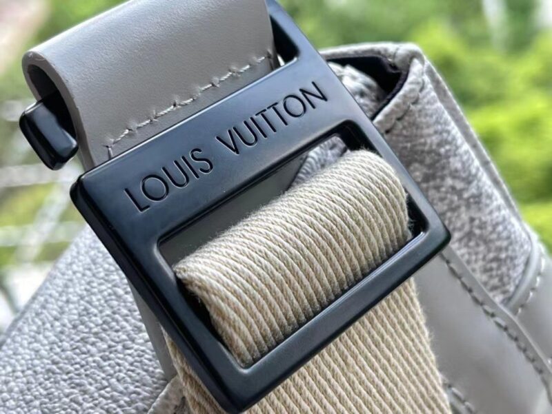 BOLSO TRUNK SLINGBAG Louis Vuitton - Imagen 6