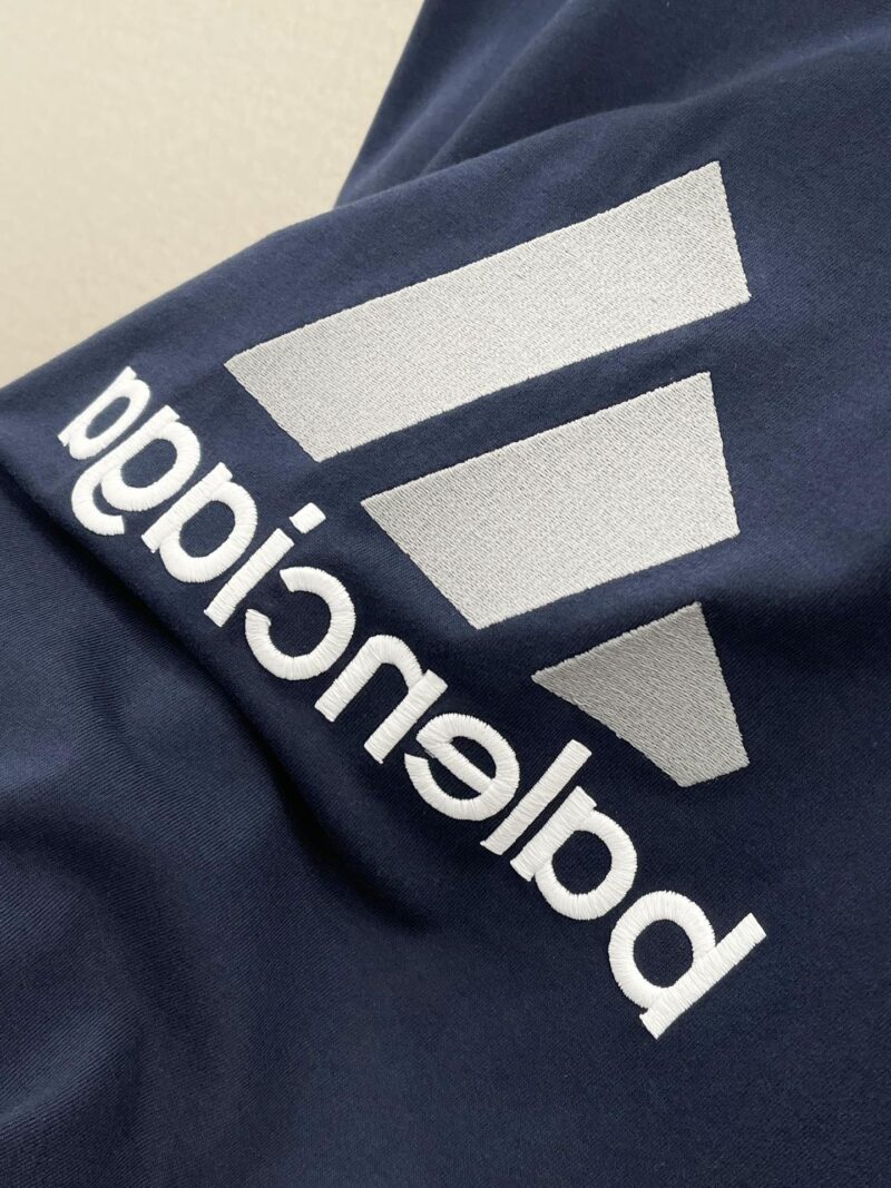 Camiseta logo estampado BALENCIAGA - Image 7