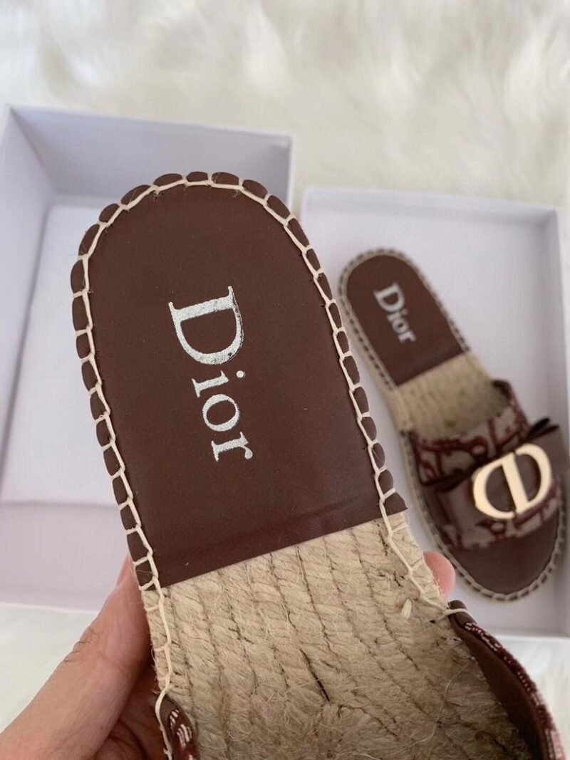 SANDALIA  PLANA 30 MONTAIGNE DIOR - Imagen 3