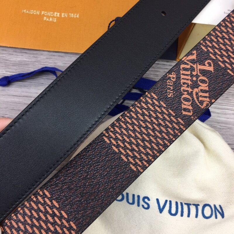 CINTURÓN REVERSIBLE LV FANCY DE 4 CM LOUIS VUITTON - Imagen 4