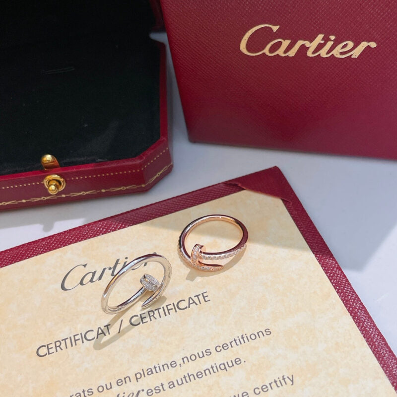 Anillo Juste un Clou CARTIER