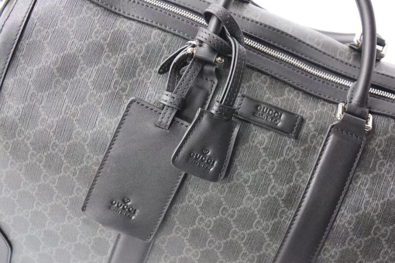 Bolsa de Viaje GG Supreme Suave Gucci - Image 3